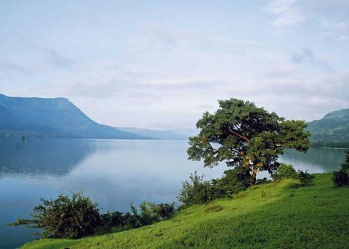 tamhini-ghats-along-mulshi-lake